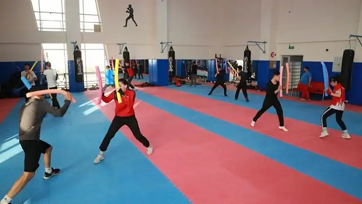 'Boks takımı 13 sporcusuyla çalışmalara başladı'