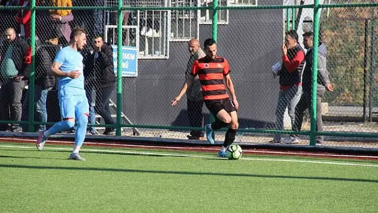 'Bölgesel Amatör Lig: Kovancılarspor: 1 - Elazığ Yolspor: 1'