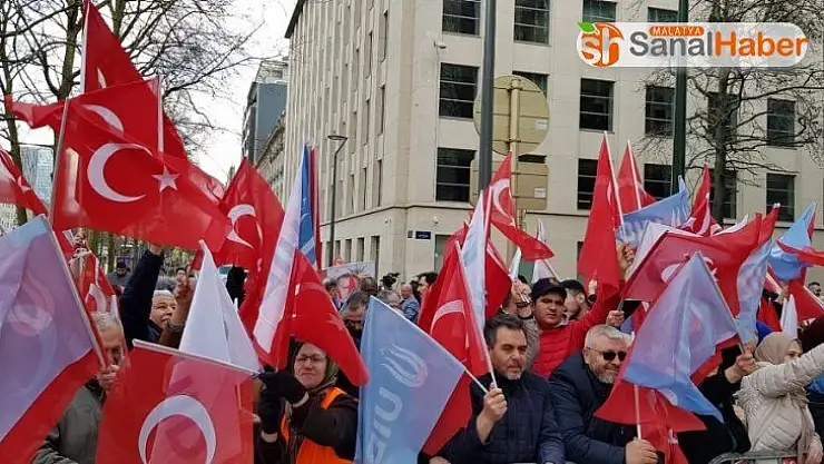 Brüksel'deki Türkler Cumhurbaşkanı Erdoğan'ı karşılamayı bekliyor