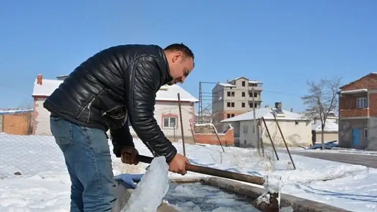 'Bu ilçe adeta dondu, Türkiye´nin en soğuk yeri oldu'