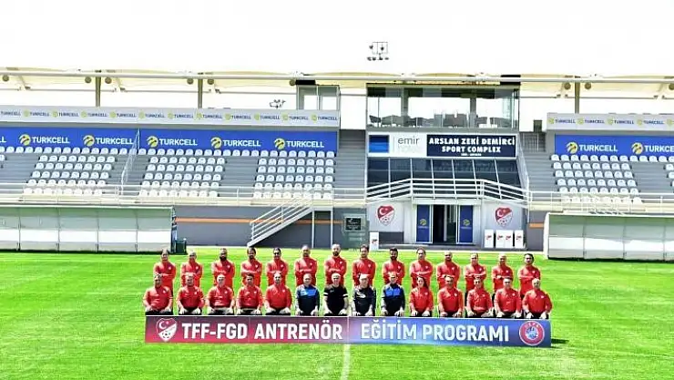 'Bülent Güllü, UEFA A Lisans Kursu´na katıldı'