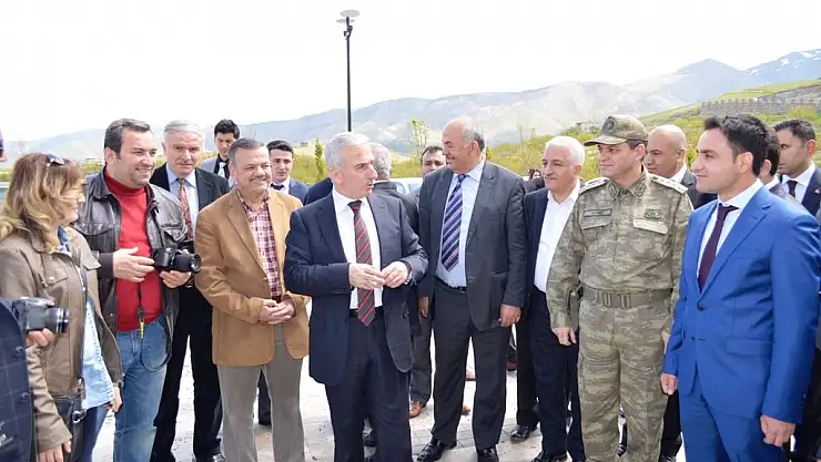  VALİ KAMÇI TURİZM HAFTASI AÇILIŞ TÖRENİNE KATILDI