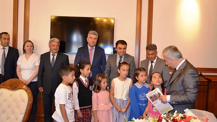 VALİ KAMÇI, ÇEVREMİZİ TEMİZ TUTAMIYORUZ