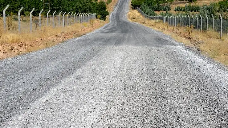 10 KİLOMETRELİK GRUP  YOLU ASFALTLANDI