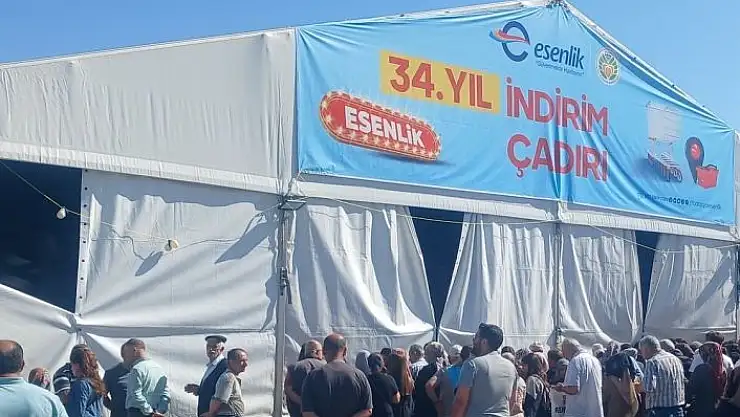 'Büyükşehir Esenlik Markerler esnafı mağdur etti'