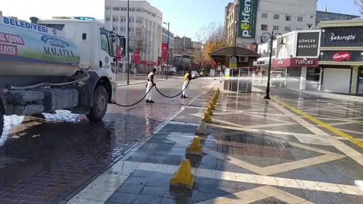 'Büyükşehir temizlik çalışmalarına aralıksız devam ediyor'