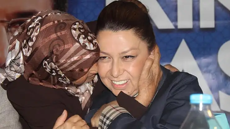 '''7 HAZİRAN'DA YENİ TÜRKİYE´Yİ ZİRVEYE ÇIKARACAĞIZ'''