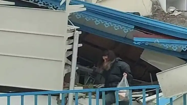 'Canlarını hiçe sayıp depremde çöken markete girdiler,'