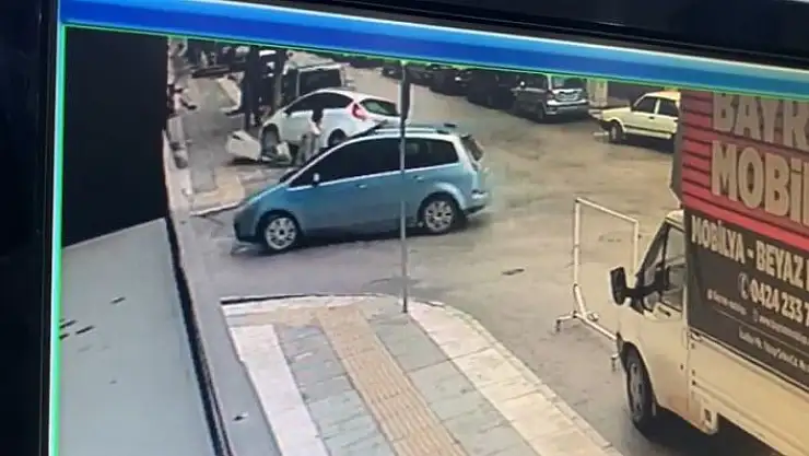 'Çarpışan iki aracın arasında kalmaktan son anda böyle kurtuldu'