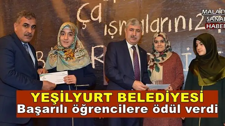 Yeşilyurt Belediyesi Başarılı öğrencilere ödül verdi