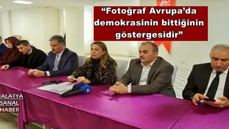 'ÇALIK:Fotoğraf Avrupa´da demokrasinin bittiğinin göstergesidir'''''