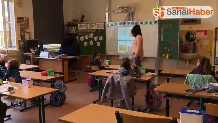 Çekya'da normale dönüş hızla sürüyor