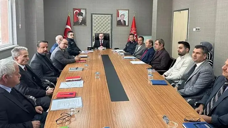 'Çelikhan´da devam eden projeler masaya yatırıldı'