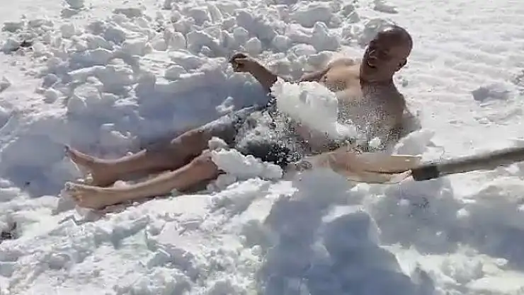 'Çılgın Sivaslı yine soğuğa meydan okudu'