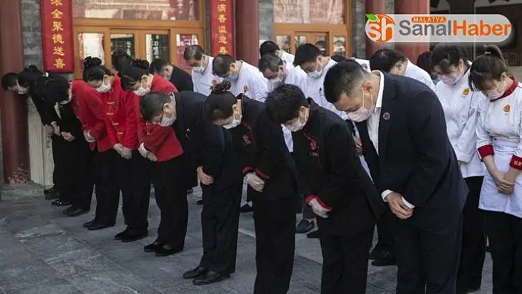 Çin'de hayatını kaybedenler için 3 dakikalık saygı duruşu