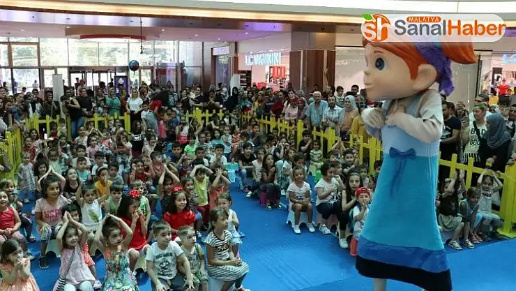 Çizgi film karakteri Elif çocuklarla buluştu