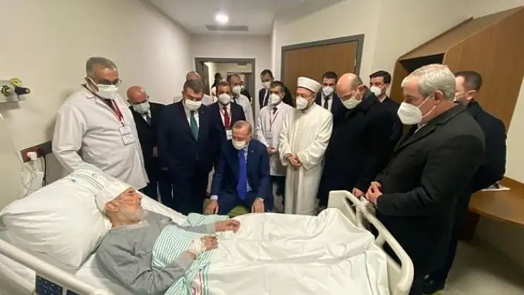 'Cumhurbaşkanı Erdoğan´ın ziyaret ettiği kanaat önderi Hafız Abdullah Nazırlı hayatını kaybetti'