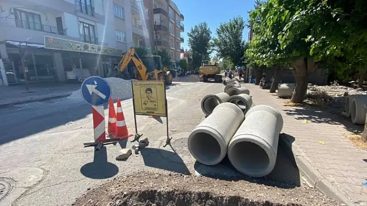 'Cumhuriyet Mahallesi´nin altyapısı yenileniyor'