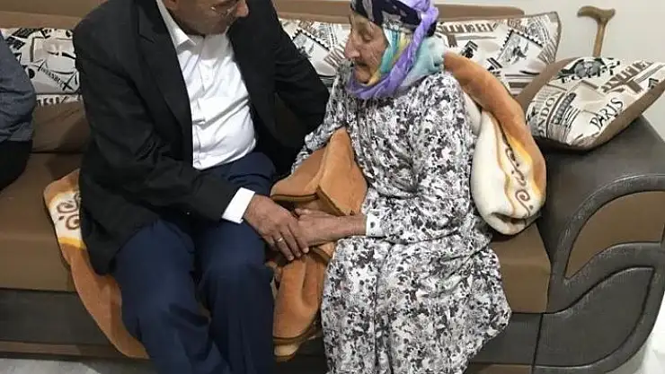 'Dağtekin, Anneler Gününü kutladı'