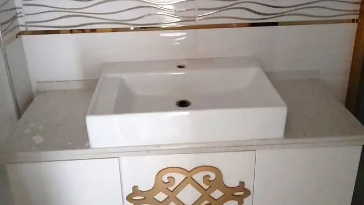 'Dairenin musluklarına kadar çaldılar'