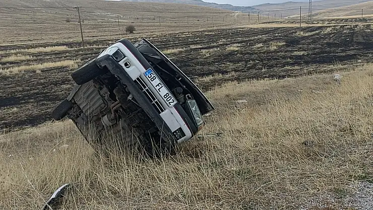 Darende yolculuğu kazayla bitti, 2'si çocuk 4 yaralı