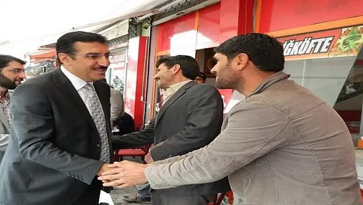 AK PARTİ´Lİ TÜFENKCİ VE ÖNALAN, ESNAFI ZİYARET ETTİ