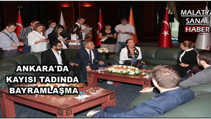 ANKARA'DA KAYISI TADINDA BAYRAMLAŞMA