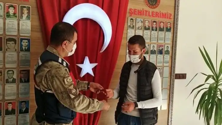 'Dede yadigarı 27 bin TL´lik tespih bulundu, sahibine teslim edildi'