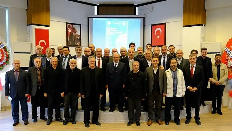 '''Değişen Dünyada Fıkhın Yeri ve Önemi'' konferansı yapıldı'