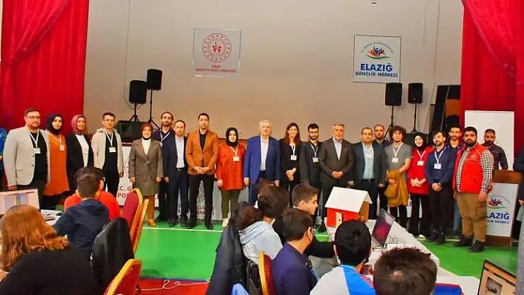 'Dene yap proje şenliğiyle genç yetenekler iş başında'