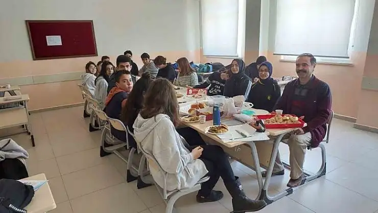 'Deprem bölgesinden gelen öğrencilere kaynaşma ve uyum etkinliği'