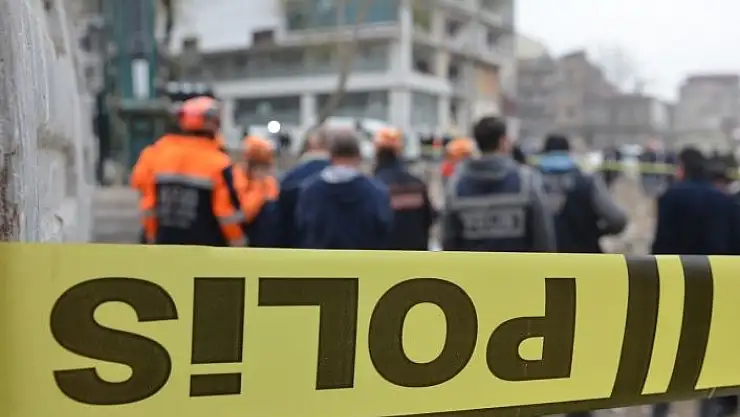 'Depremin 49´uncu gününde enkazdan bir kadın cesedi çıkartıldı'