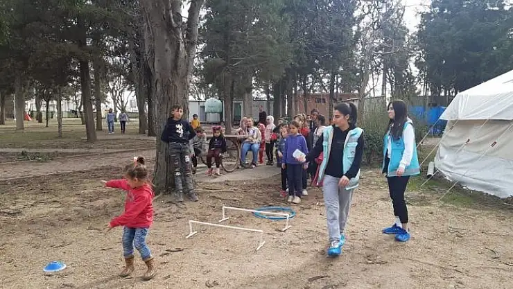 'Depremzede çocuklara yönelik sinema saati ve parkur oyunları etkinliği'