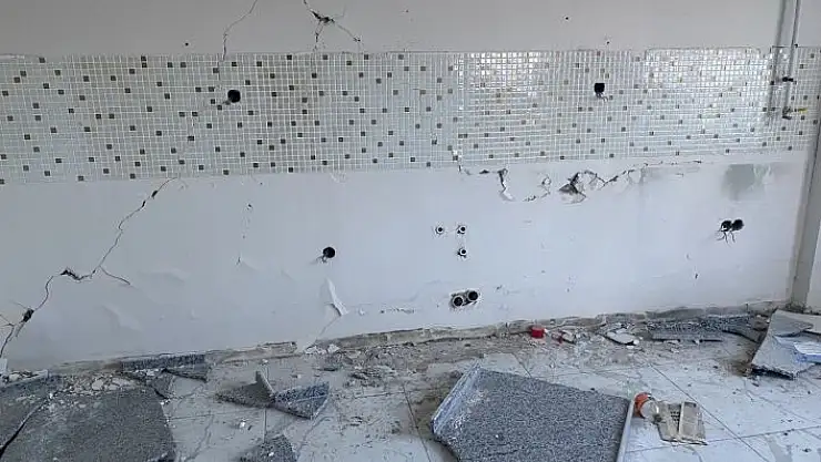 'Depremzedelere hırsız şoku: Mutfak tezgahına kadar çaldılar'