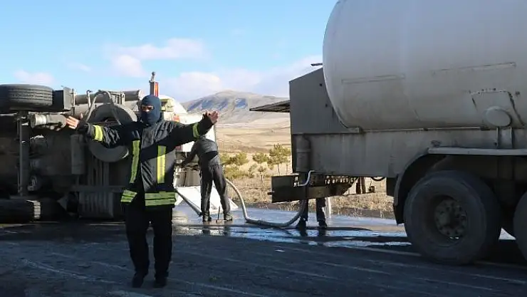 'Devrilen oksijen yüklü tanker, paniğe neden oldu (2)'