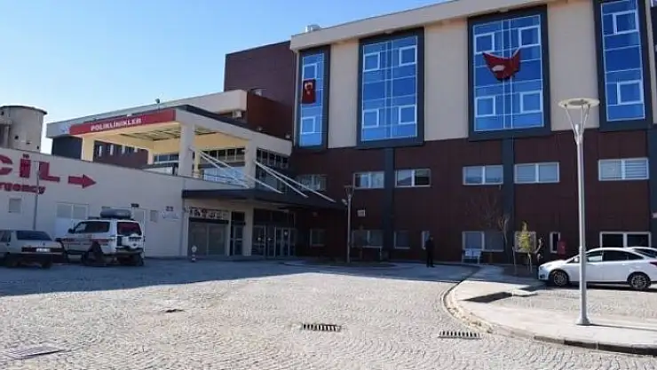 'Devrilen traktörün altında kalan yaşlı adam hayatını kaybetti'