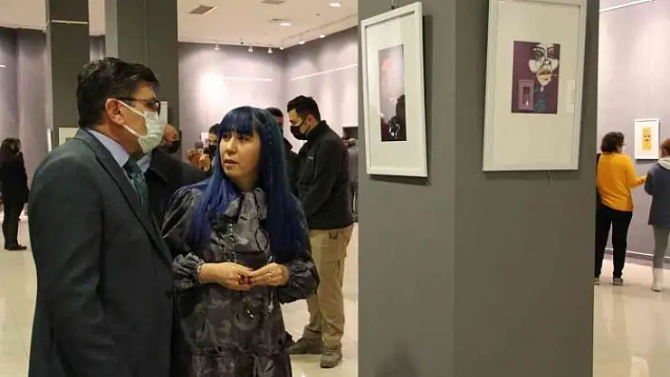 'Dijital illüstrasyon resim sergisi açıldı'