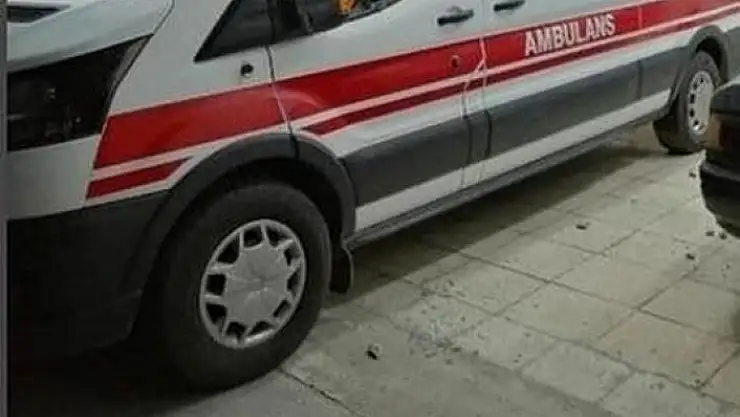 'Diş ağrısına ambulans istedi, gelmeyince 112 istasyonunu ve ambulansı taşladı'