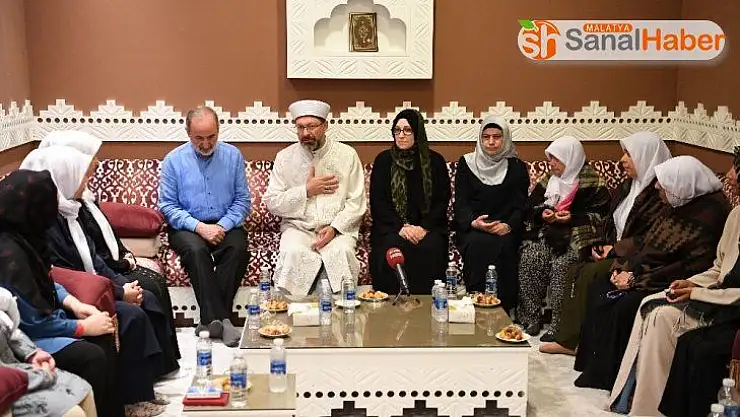 Diyanet İşleri Başkanı Erbaş:  'Vatanımızın her karış toprağı şehit kanlarıyla yoğrulmuştur'