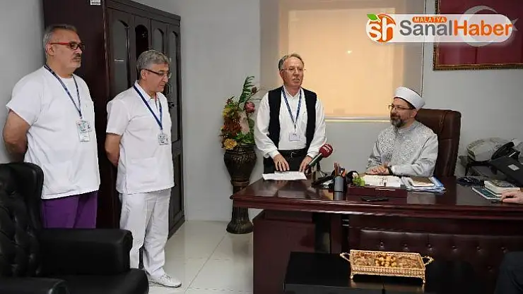 Diyanet İşleri Başkanı Erbaş, Diyanet Mekke Hastanesini ziyaret etti