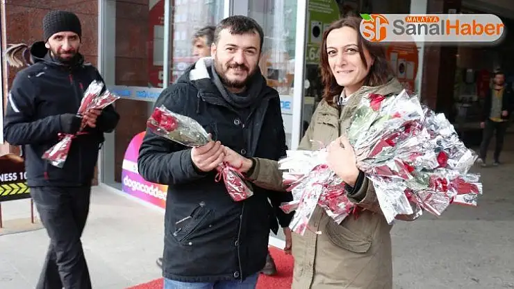 Doğa Cadde AVM, sevgilileri unutmadı
