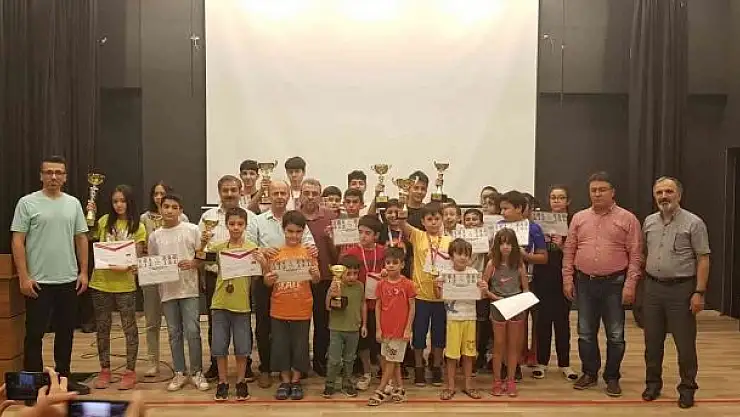 'Doğa Kolejinde Satranç Turnuvası'