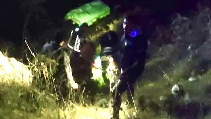 Doğanşehir'de Motosiklet Kazası: Sürücü Dereye Uçtu