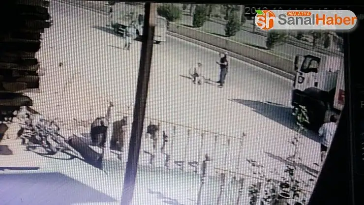 Dondurma almaya giderken kamyon çarptı