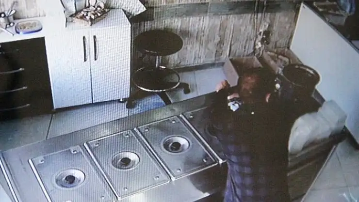 'Dondurmacıda cep telefonu hırsızlığı kamerada'