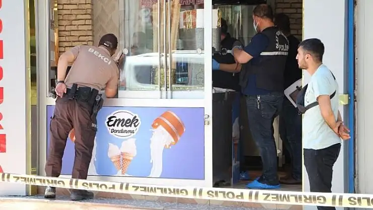 'Dondurmacıya girdi, müşterilerin gözü önünde cinayet işledi'
