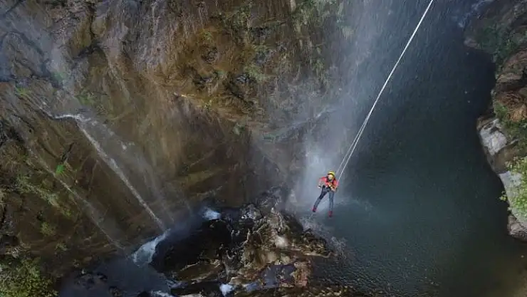 'Döngel Mağaralarına ilk ip inişi gerçekleştirildi'