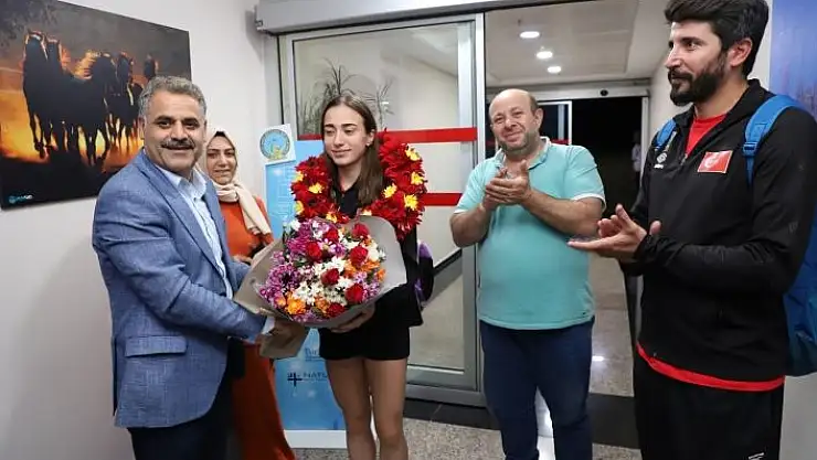'Dünya 3.´sü sporcuya özel karşılama'