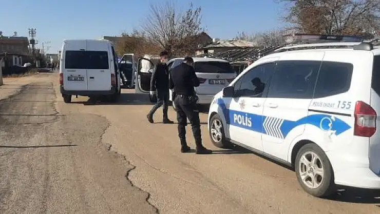 'Dur ikazlarına uymayan araç kovalamaca sonucu yakalandı'