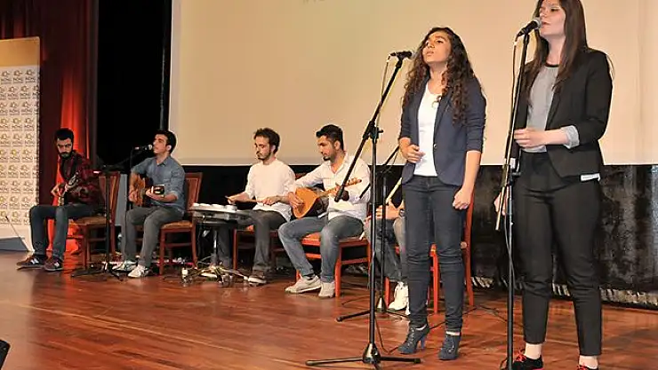 'Dünya Ebeler Günü Kutlandı	'